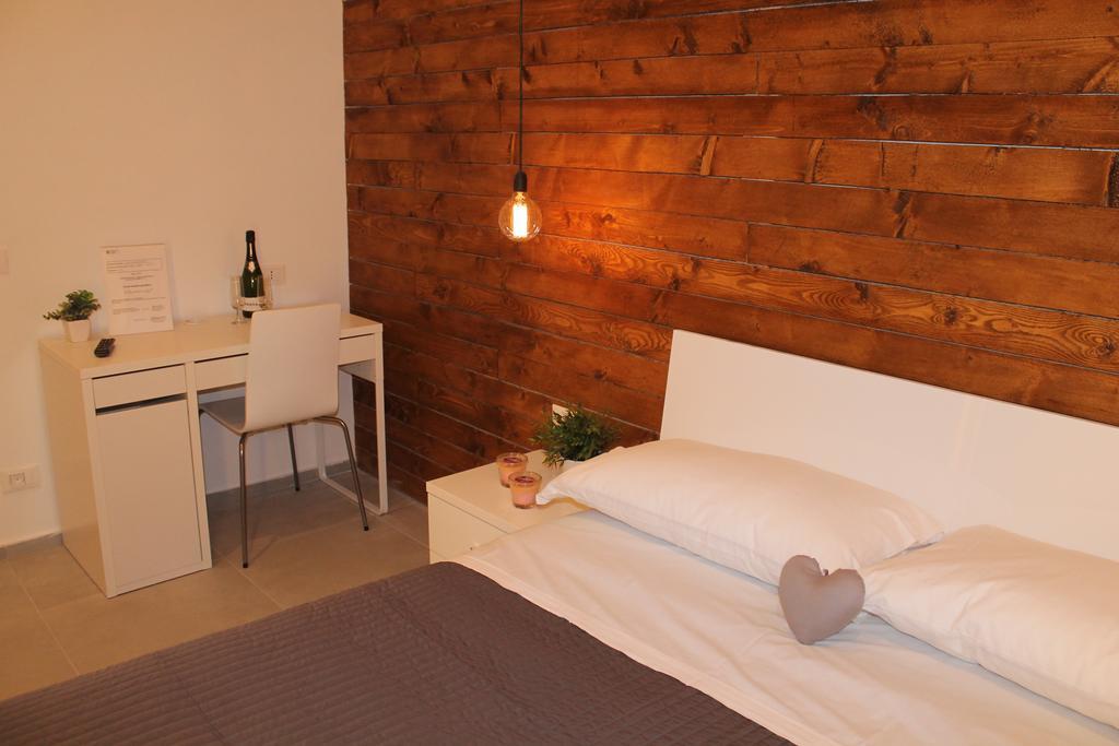 B&B Girovagando Róma Szoba fotó